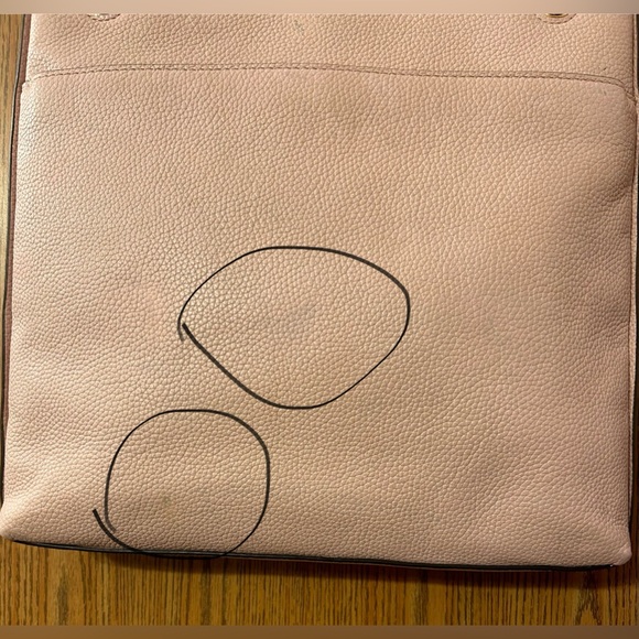 Tory Burch Everly Swingback Pebbled Leather Blush Colored Bag - Picture 13 of 13